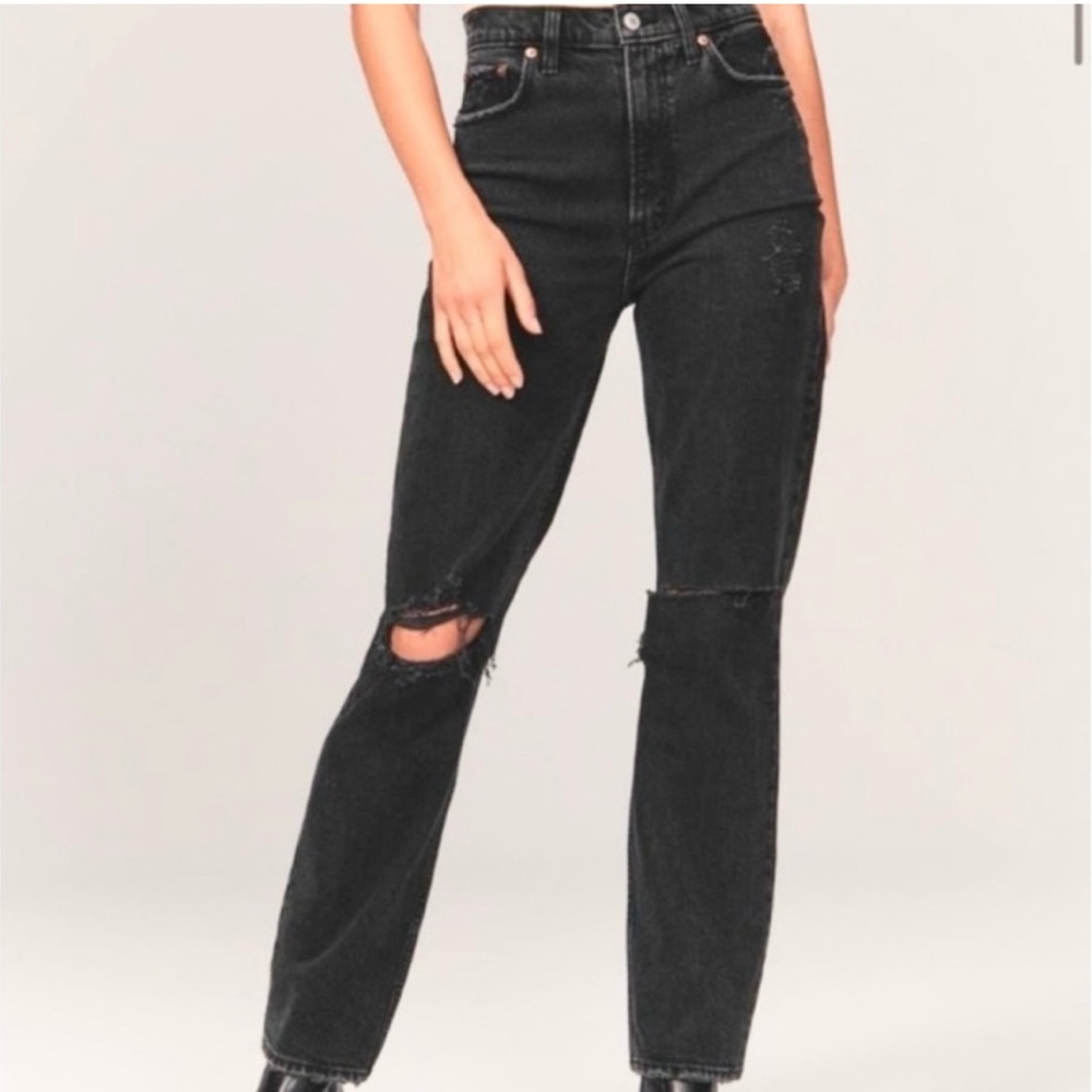 NWT Abercrombie The 90s Straight Ultra High Rise Curve Love Jean